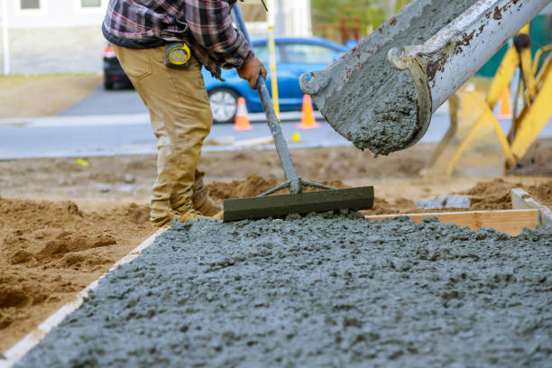 Best Driveway Concrete Repair  in North Royalton, OH